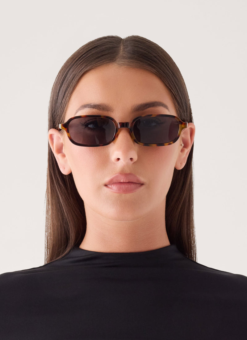 Amor Sunglasses - Brown