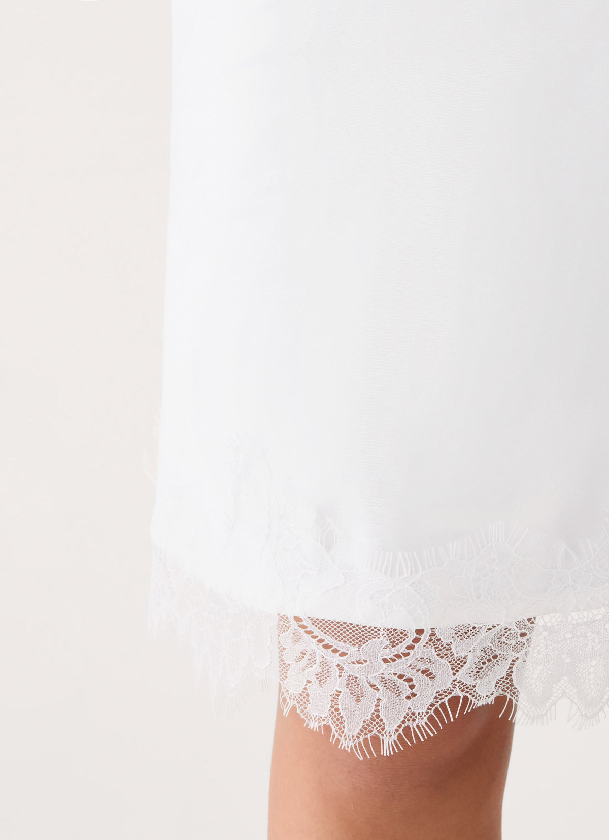 Argelia Lace Trim Midi Skirt - White