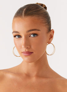 Isabetta Hoop Earrings Gold 2
