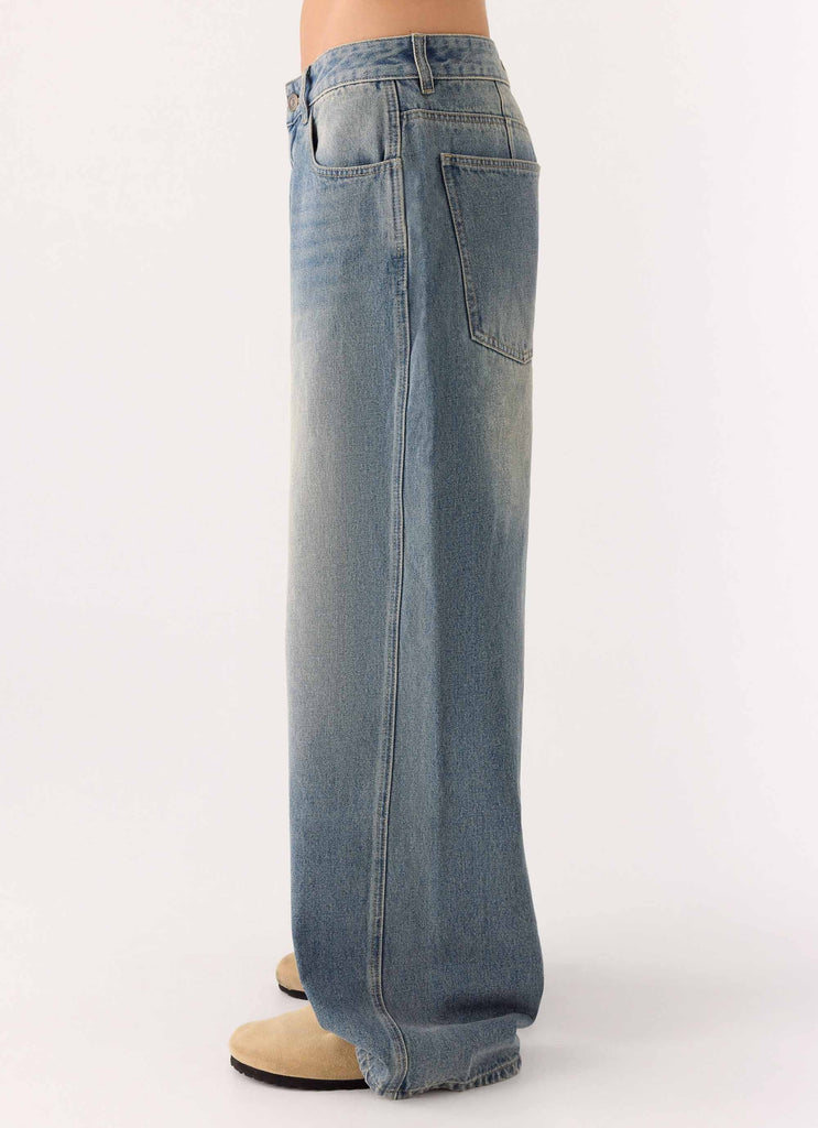 Waylon Low Rise Jeans - Mid Wash Blue